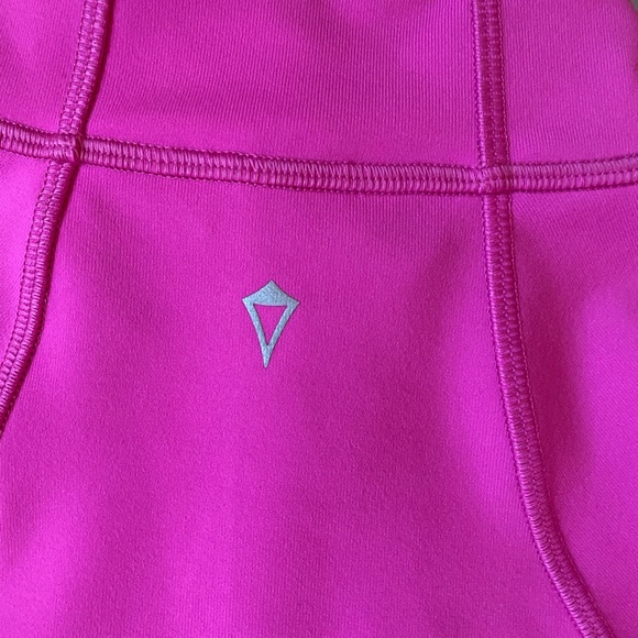 Ivivva zip up - Picture 7 of 7